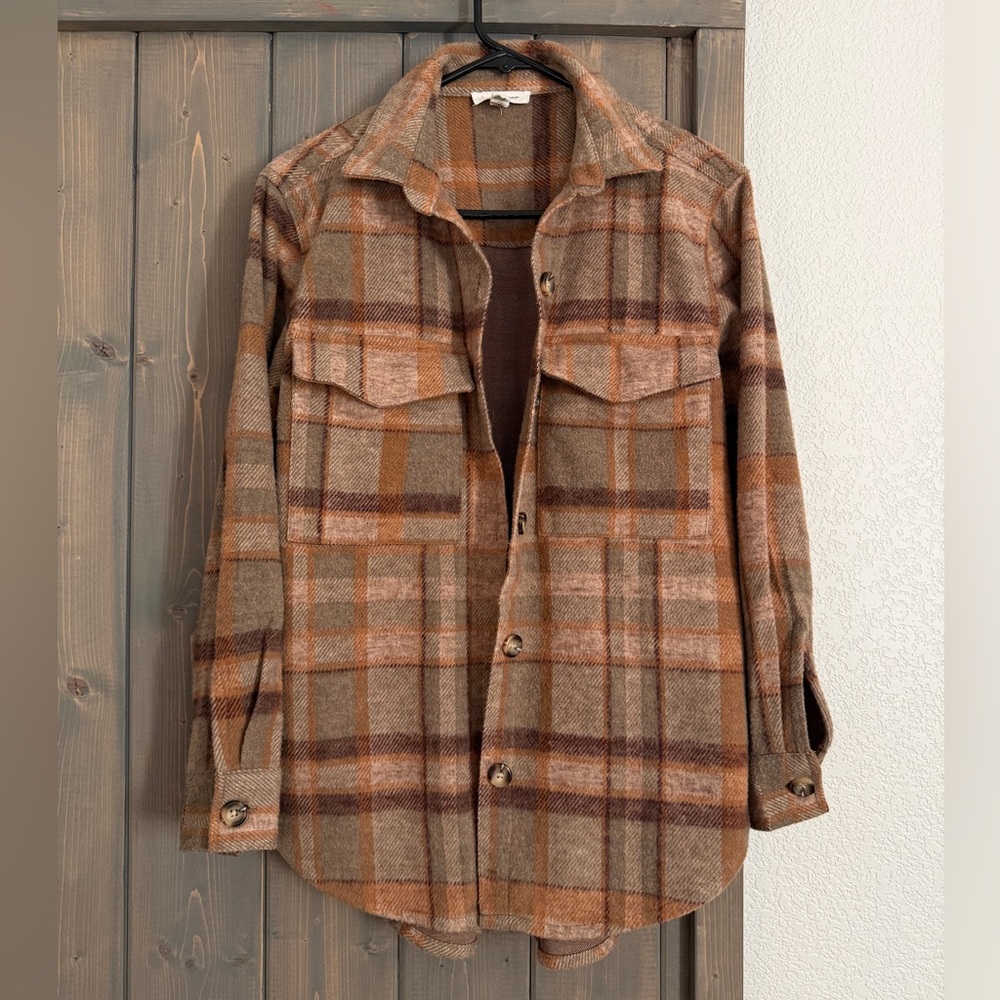 beachlunchlounge Brown and Tan Plaid Shacket / Fleece Button-up Warm & Soft